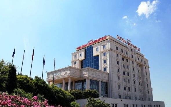 SrS3mrmKzYvTPzSVUYmF7zTb2pFqx7JSt71m7CiN